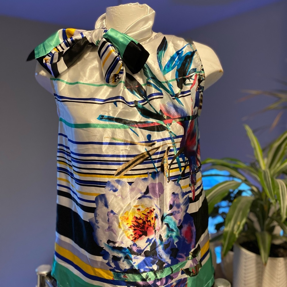💙 Madison Paige Floral Striped Sleeveless Top with Versatile Scarf. Size M